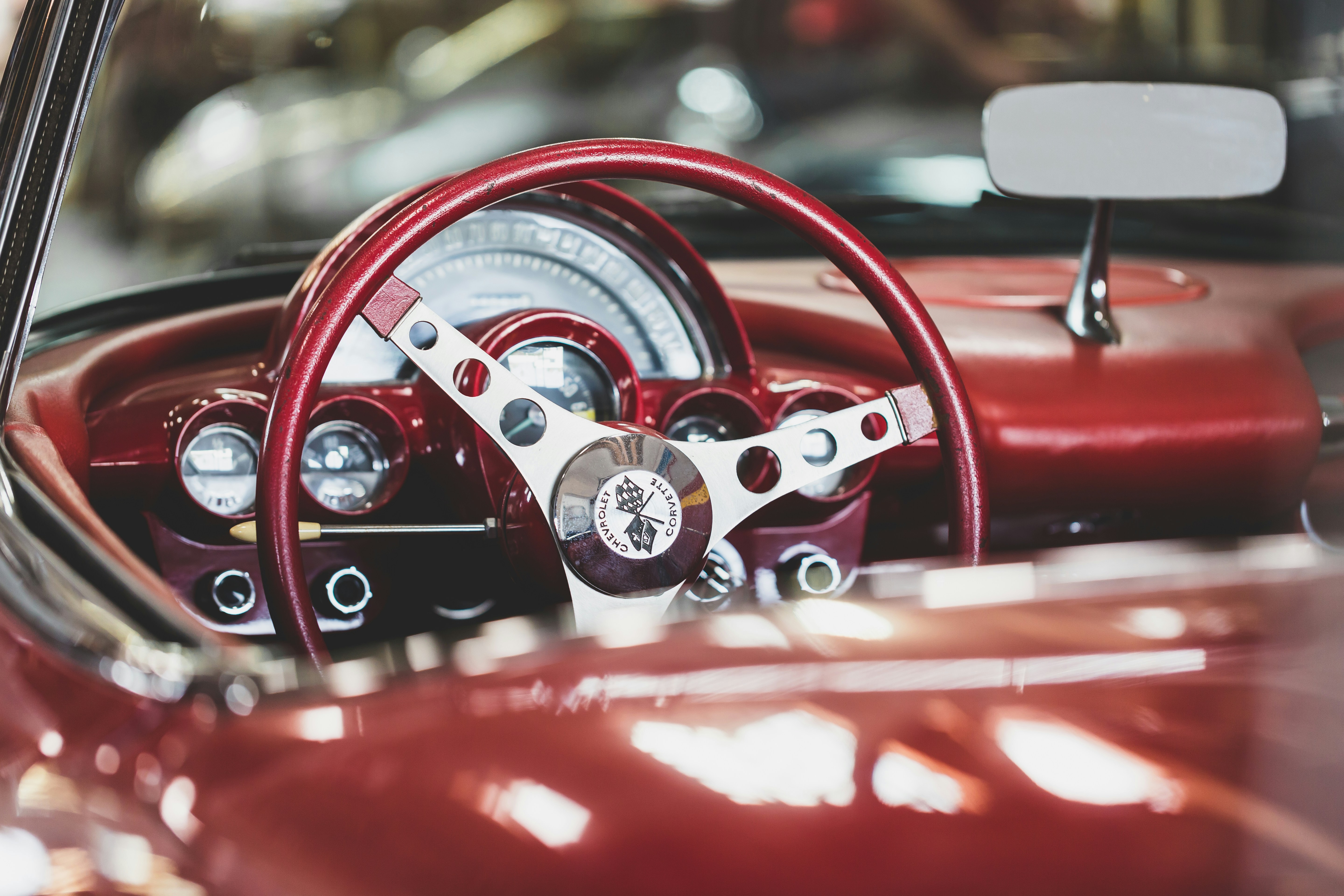 Oldtimer bei der Begutachtung für ein professionelles Wertgutachten